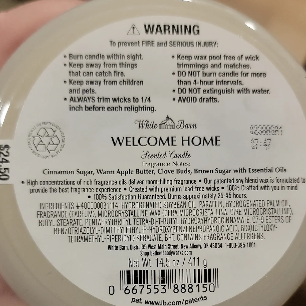 White Barn Welcome Home Scented Candle - Picture 2 of 3